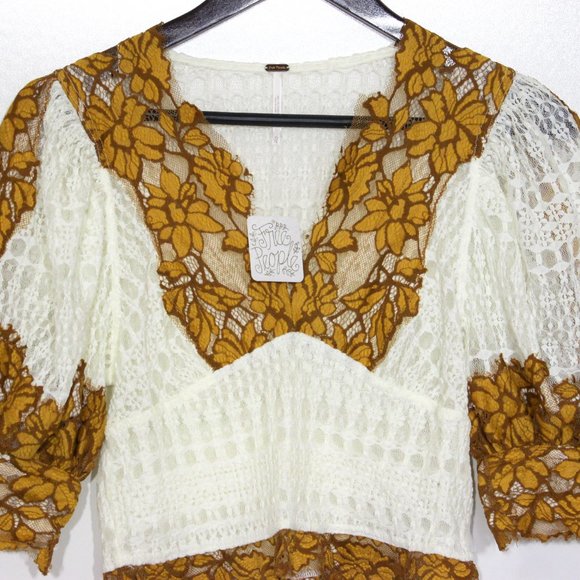 Free People Wild Flowers Floral Lace SS Top - Picture 2 of 5